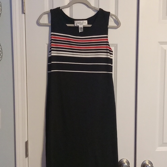 Jones Wear Black Maxi Dress with Striking Red and White Stripes - Picture 2 of 6